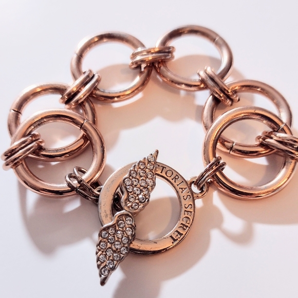 Limited edition Victoria's secret rose gold link bracelet - Picture 1 of 2